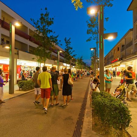 Appartamenti Lira Bibione Exterior photo